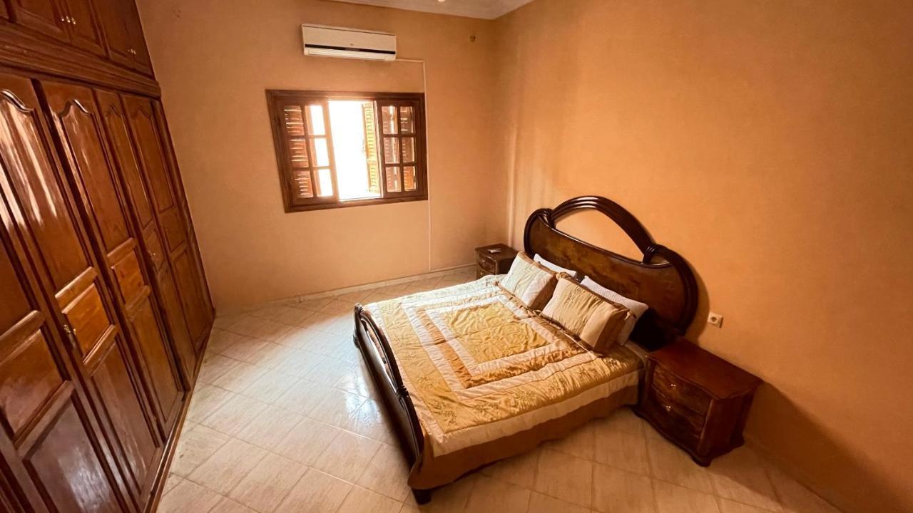 Maison De Ville Agreable Avec Un Patio Marocain Warzazat Zewnętrze zdjęcie